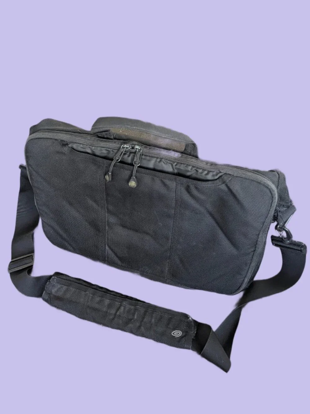 Timbuk2 Nylon Messenger bag with Detachable Shoulder Strap